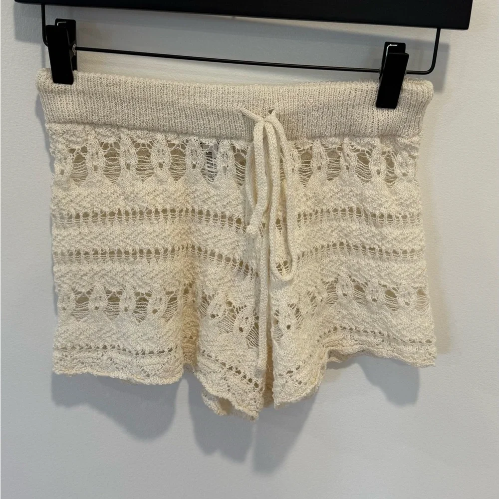Zara Marching Set: Crochet Knit Top & Shorts Ecru - Picture 9 of 11
